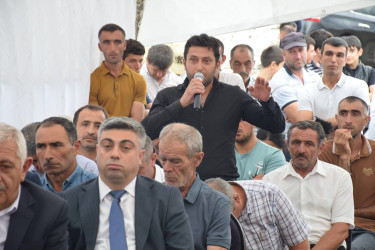 Rayon İcra Hakimiyyətinin başçısı İlqar Mahmudov Küsnət kəndində səyyar vətəndaş qəbulu keçirilib.