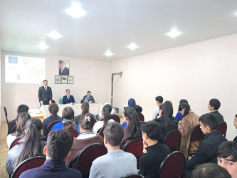 “Uşaqlar arasında zərərli informasiyanın qarşısının alınması” mövzusunda tədbir keçirilmişdir.