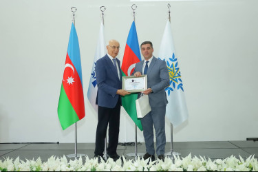 Qubada Ümummilli Lider Heydər Əliyevin anadan olmasının 103-cü ildönümünə həsr olunmuş konfrans keçirilmişdir.