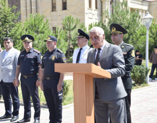 Qubada həqiqi hərbi xidmətə yola salınan çağırışçıların təntənəli yolasalma mərasimi keçirilib.