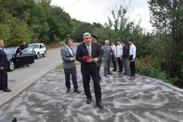 Rayon İcra Hakimiyyətinin başçısı İlqar Mahmudov Küsnət kəndində səyyar vətəndaş qəbulu keçirilib.