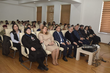 Quba Rayon Tarix-Diyarşünaslıq Muzeyinin akt zalında 44 günlük Vətən Müharibəsi şəhidi Hacıyev Aydəmir Sənan oğlunun xatirəsinə həsr olunmuş tədbir keçirilmişdir.