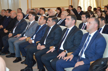 Rayon İcra Hakimiyyətində Quba rayonunda 2025-ci ildə sosial-iqtisadi inkişafın yekunları və qarşıda duran vəzifələrlə bağlı yığıncaq keçirilib.