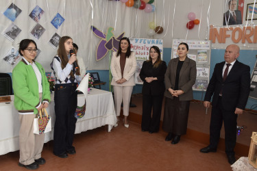 Hikmət Hüseynov adına 4 nömrəli humanitar fənlər təmayüllü məktəb-liseydə “Rəqəmsal Dünya” adlı tədbiri keçirilmişdir.