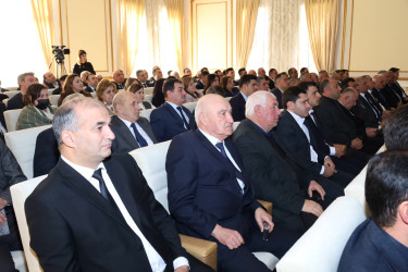 Rayon İcra Hakimiyyətində Quba rayonunda 2025-ci ildə sosial-iqtisadi inkişafın yekunları və qarşıda duran vəzifələrlə bağlı yığıncaq keçirilib.