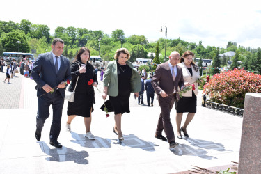 Ümummilli Lideri Heydər Əliyevin anadan olmasının 102-ci ildönümü münasibətilə “Mən fəxr edirəm ki, Azərbaycanlıyam” adlı II Beynəlxalq rəqs və yaradıcılıq festivalı keçirilmişdir.