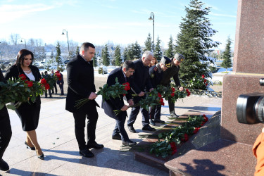 Rayon İcra Hakimiyyətində Quba rayonunda 2025-ci ildə sosial-iqtisadi inkişafın yekunları və qarşıda duran vəzifələrlə bağlı yığıncaq keçirilib.