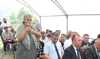 Dərk kəndində səyyar vətəndaş qəbulu keçirilib.