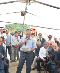 Rayon İcra Hakimiyyətinin başçısı İlqar Mahmudov Küsnət kəndində səyyar vətəndaş qəbulu keçirilib.