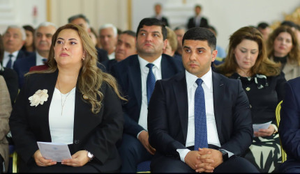 Qubada Ümummilli Lider Heydər Əliyevin anadan olmasının 103-cü ildönümünə həsr olunmuş konfrans keçirilmişdir.