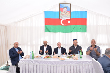 Şəhid Elşən Ərzumanovun üç mərasimi təşkil olunub.