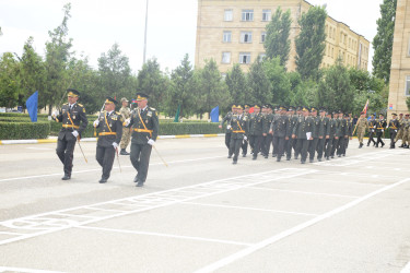 26 İyun - Azərbaycan Respublikasının Silahlı Qüvvələri Günü qeyd olunub.