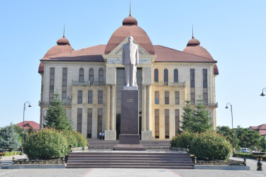 Ədliyyə naziri Fərid Əhmədov Qubada vətəndaşların qəbulunu keçirib.