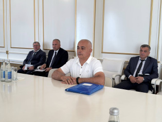 Quba Rayon İcra Hakimiyyətinin başçısı İlqar Mahmudovun vətəndaş qəbulları davam edir.