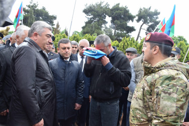 Birinci Qarabağ müharibəsində itkin düşmüş şəhid Elşən Ərzumanovun dəfn mərasimi olub.