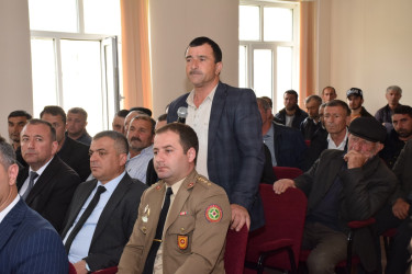 İlqar Mahmudov Susay kəndində vətəndaşların səyyar qəbulunu keçirmişdir.