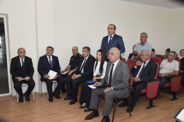 Mirzəqışlaq kəndində səyyar vətəndaş qəbulu keçirilib.
