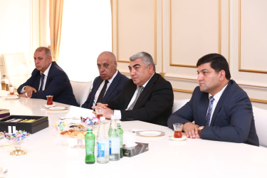 Rayon İcra Hakimiyyətinin başçısı İlqar Mahmudov Azərbaycan Dövlət Pedaqoji Universitetinin prorektoru, professor Asəf Zamanov, Azərbaycan Dövlət Pedaqoji Universitetinin, İstanbul Ticarət Universitetinin, İstanbul Texniki Universitetinin professor və müəllim heyəti  ilə görüş keçirmişdir.