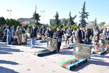 Zəfər Günündə rayonun Şəhidlər Xiyabanı ziyarət olundu.