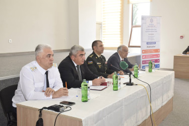 Pirvahid kəndində səyyar vətəndaş qəbulu keçirilib.
