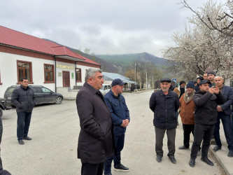 Güclü və aramsız yağıntıların fəsadlarının aradan qaldırılması, sakinlərin sosial vəziyyətinin diqqətdə saxlanılması üçün zəruri addımlar atılır.