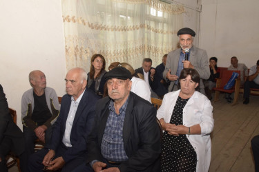 Çiçi kəndində səyyar vətəndaş qəbulu keçirilib.