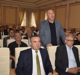Qubada kənd təsərrüfatı, balıqçılıq və akvakultura məhsullarının istehsalı və emalı sahələrinin inkişafı ilə bağlı sahibkarlarla görüş keçirilib.