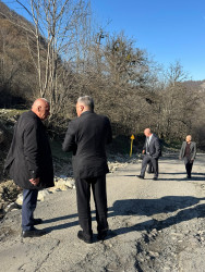Quba Rayon İcra Hakimiyyətinin başçısı  İlqar Mahmudov intensiv leysan yağışlarının və torpaq sürüşmələrinin ciddi fəsadlar törətdiyi Quba-Alpan-Susay-Xınalıq, Quba-İspik-Xınalıq avtomobil yollarındakı mövcud vəziyyətlə tanış olmuşdur.