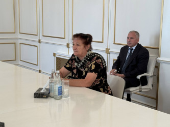 Vətəndaşlarla birbaşa ünsiyyətin davamlı olaraq həyata keçirilməsi diqqət mərkəzində saxlanılır.