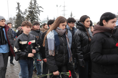 “Vətən uğrunda canından keçənlər” mövzusunda anım tədbiri keçirilmişdir.