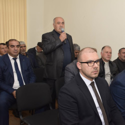 Küpçal kəndində səyyar vətəndaş qəbulu keçirildi.