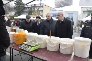 “Quba Meydanı” parkının qarşısında bayram yarmarkası keçirilir.