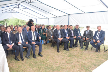Küpçalqışlaq kəndində vətəndaşlarla səyyar qəbul keçirilib.