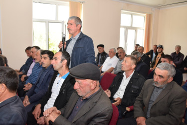 İlqar Mahmudov Susay kəndində vətəndaşların səyyar qəbulunu keçirmişdir.