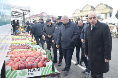 “Quba Meydanı” parkının qarşısında bayram yarmarkası keçirilir.