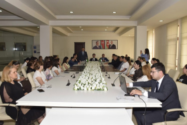 26 iyun - “Narkotik vasitələrin sui-istifadəsi və qanunsuz dövriyyəsi ilə Beynəlxalq Mübarizə Günü” çərçivəsində narkomaniyaya qarşı koordinasiyalı mübarizə imkanlarının artırılması mövzusunda dəyirmi masa keçirilmişdir.