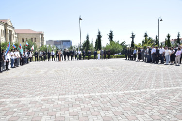 Qubada həqiqi hərbi xidmətə yola salınan çağırışçıların təntənəli yolasalma mərasimi keçirilib.
