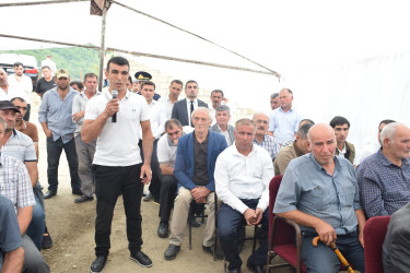 Rayon İcra Hakimiyyətinin başçısı İlqar Mahmudov Küsnət kəndində səyyar vətəndaş qəbulu keçirilib.