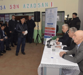 Amsar kəndində səyyar vətəndaş qəbulu keçirilib.