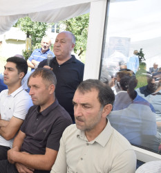 Yuxarı Digah kəndində səyyar vətəndaş qəbulu keçirilib.