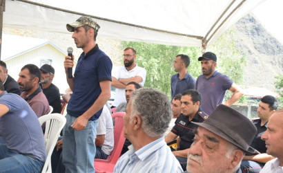 Dərk kəndində səyyar vətəndaş qəbulu keçirilib.