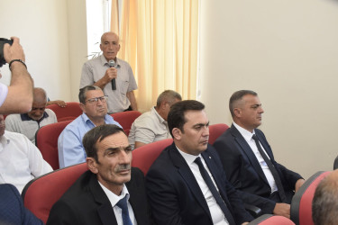 Mirzəqışlaq kəndində səyyar vətəndaş qəbulu keçirilib.