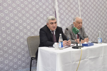 Qarxun kəndində vətəndaşlarla səyyar qəbul keçirilib.