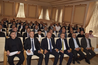 Qubada kənd təsərrüfatı, balıqçılıq və akvakultura məhsullarının istehsalı və emalı sahələrinin inkişafı ilə bağlı sahibkarlarla görüş keçirilib.