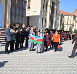 Quba şəhərində “Mən fəxr edirəm ki, Azərbaycanlıyam” adlı II Beynəlxalq folklor rəqs və yaradıcılıq festivalı keçirilib.