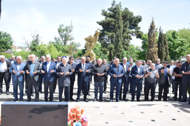 Şəhid Elşən Ərzumanovun üç mərasimi təşkil olunub.
