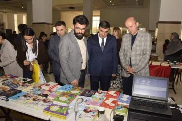 Quba rayon Heydər Əliyev Mərkəzində II Quba Kitab Sərgisinin açılış mərasimi keçirilib.