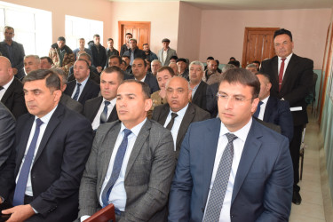 Qalayxudat kəndində səyyar vətəndaş qəbulu keçirilib.