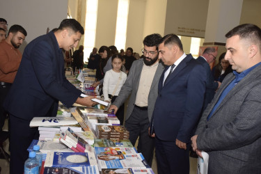 Quba rayon Heydər Əliyev Mərkəzində II Quba Kitab Sərgisinin açılış mərasimi keçirilib.