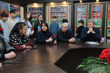 “Vətən uğrunda canından keçənlər” mövzusunda anım tədbiri keçirilmişdir.